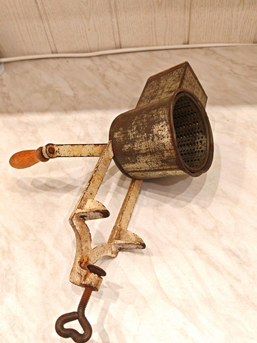 Antike trommelreibe manuell - antike,